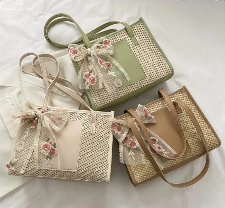 حقيبة منسوجة مع وشاح من الدانتيل (أبيض)